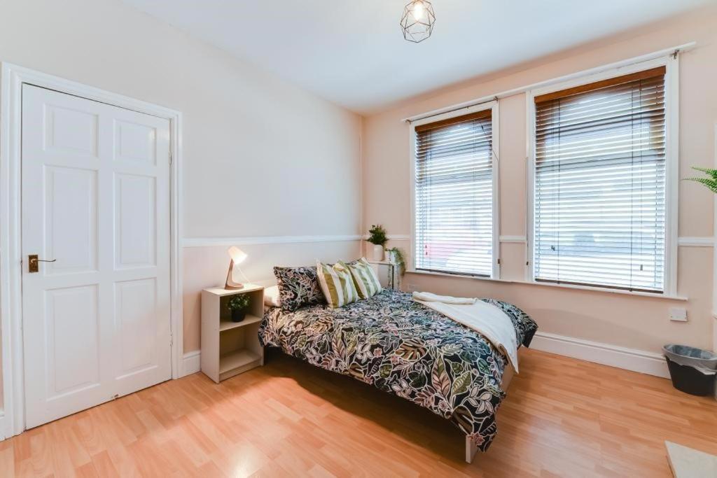 Poppy'S Pad - Winchester Road Liverpool Ngoại thất bức ảnh